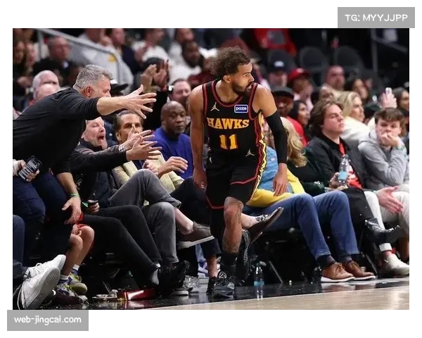 浓眉加盟奇才后首次完整训练 与特雷杨挡拆配合初显默契